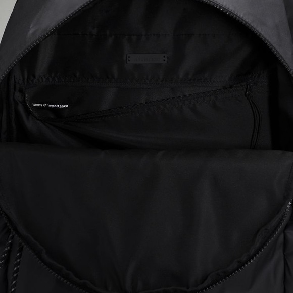🔥Lululemon Pack it Up Backpack 21L Black - Picture 4 of 8